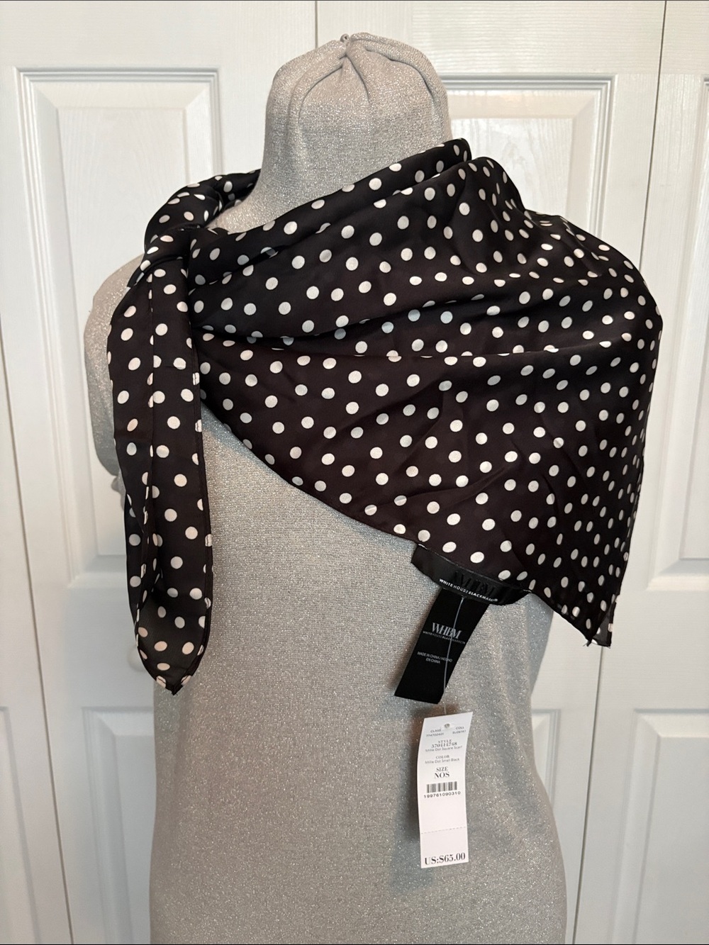 White House Black Market Black and White Polka Dot Silky Scarf Wrap 35” square